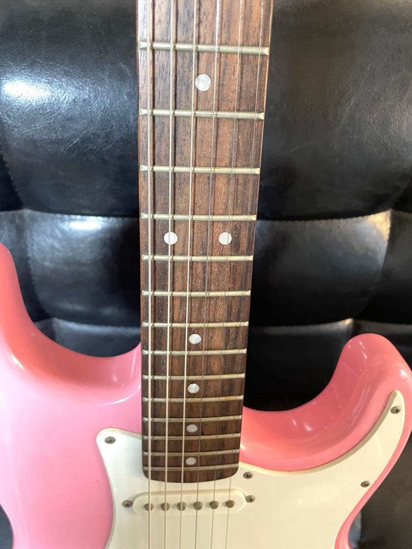 Squier by Fender BULLET STRAT PINK ストラト