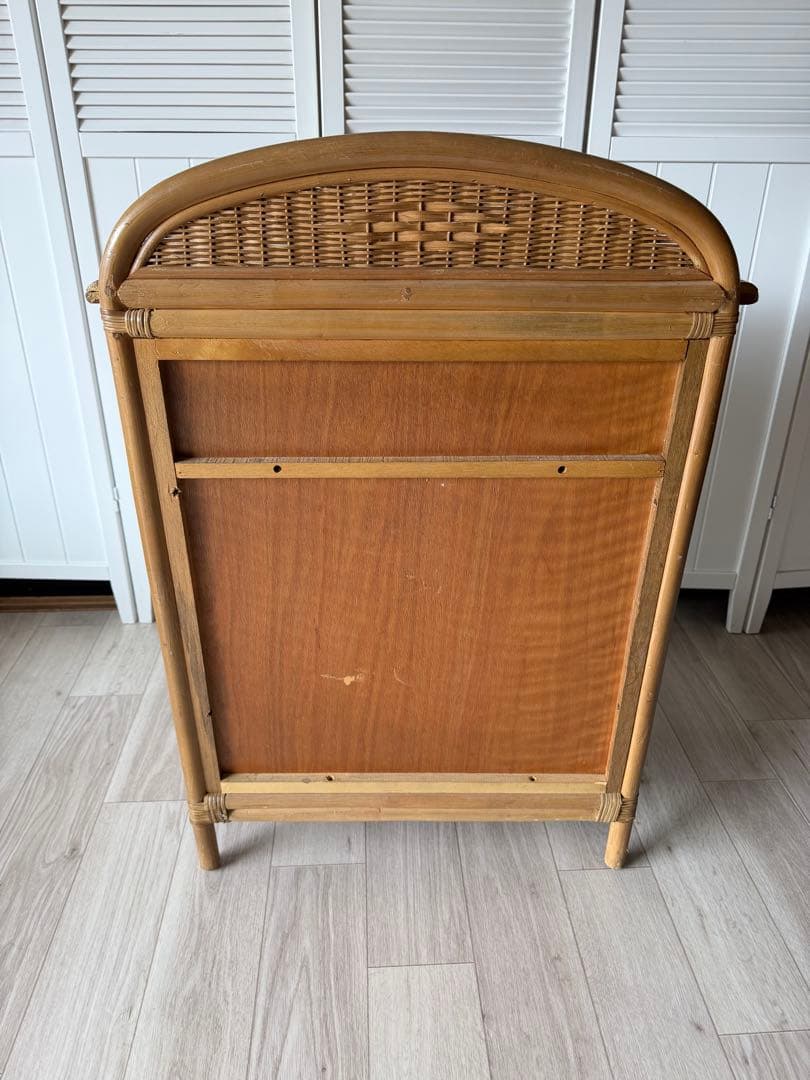 ラタン 籐家具 サイドボードチェスト ヴィンテージ ガラス扉 引き出し