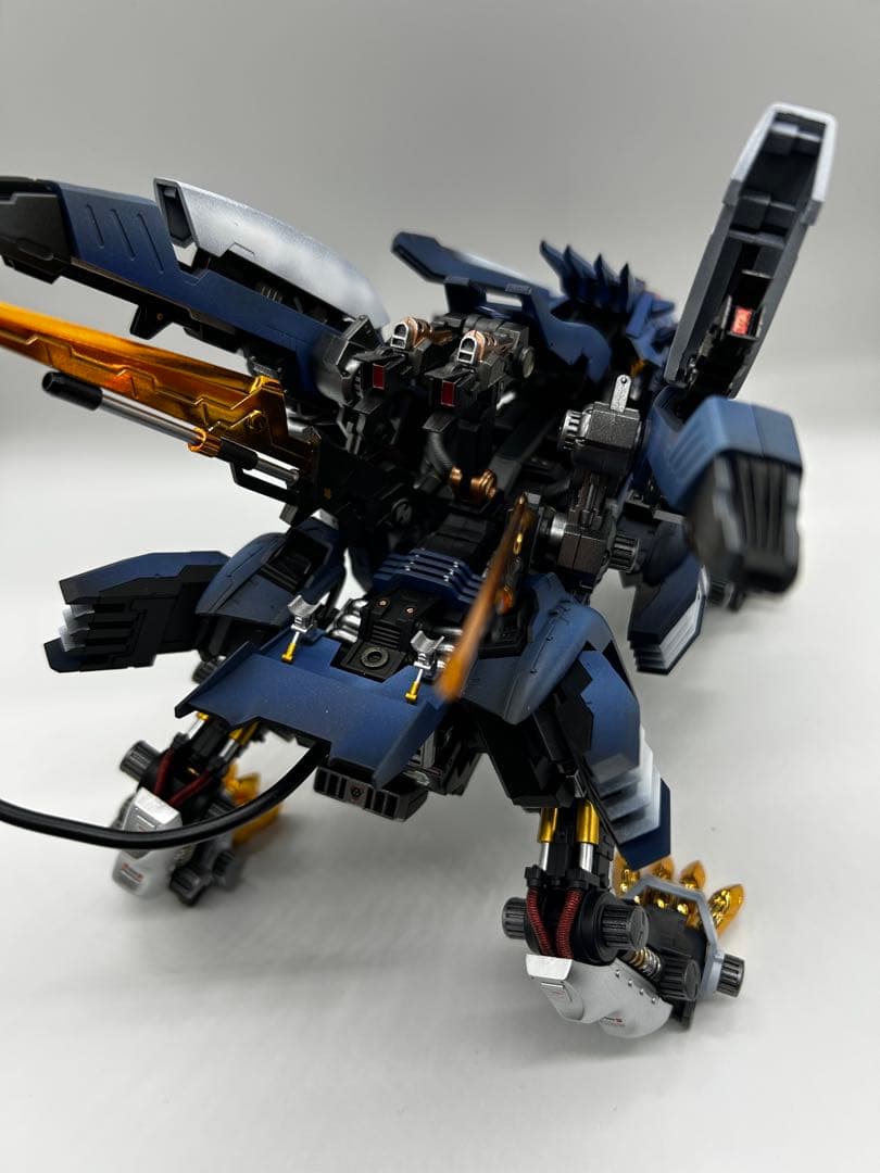 ゾイド　コトブキヤ　HMM ブレードライガーAB バン仕様風　メッキパーツ使用