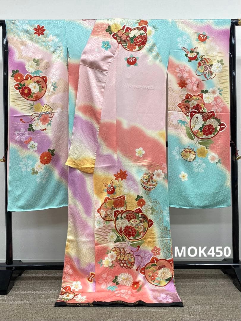 振袖 仮絵羽 金駒 金彩 紋意匠 正絹 未仕立て品 八掛付き