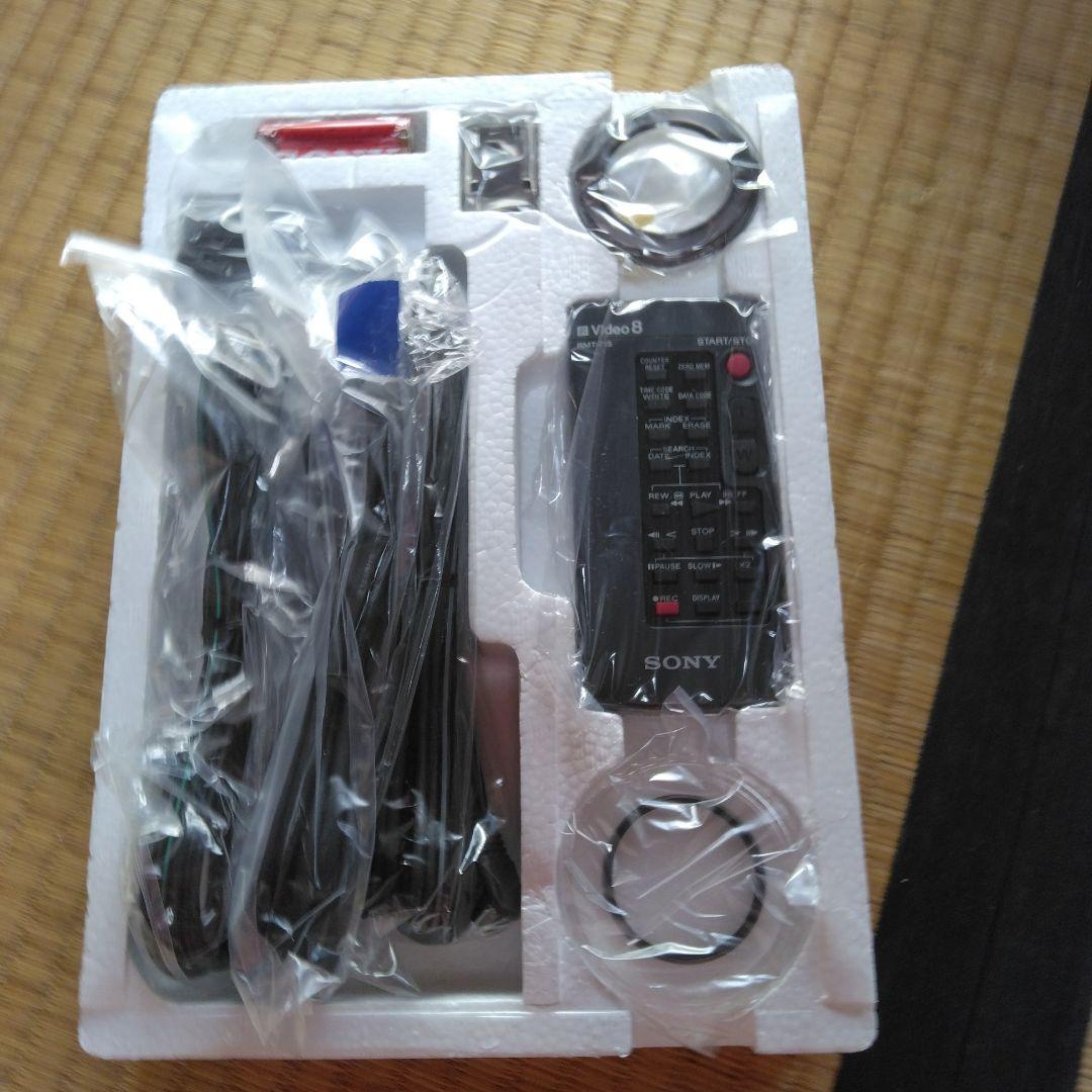 SONY ビデオカメラレコーダー ハンディカム video8 CCD-TR555