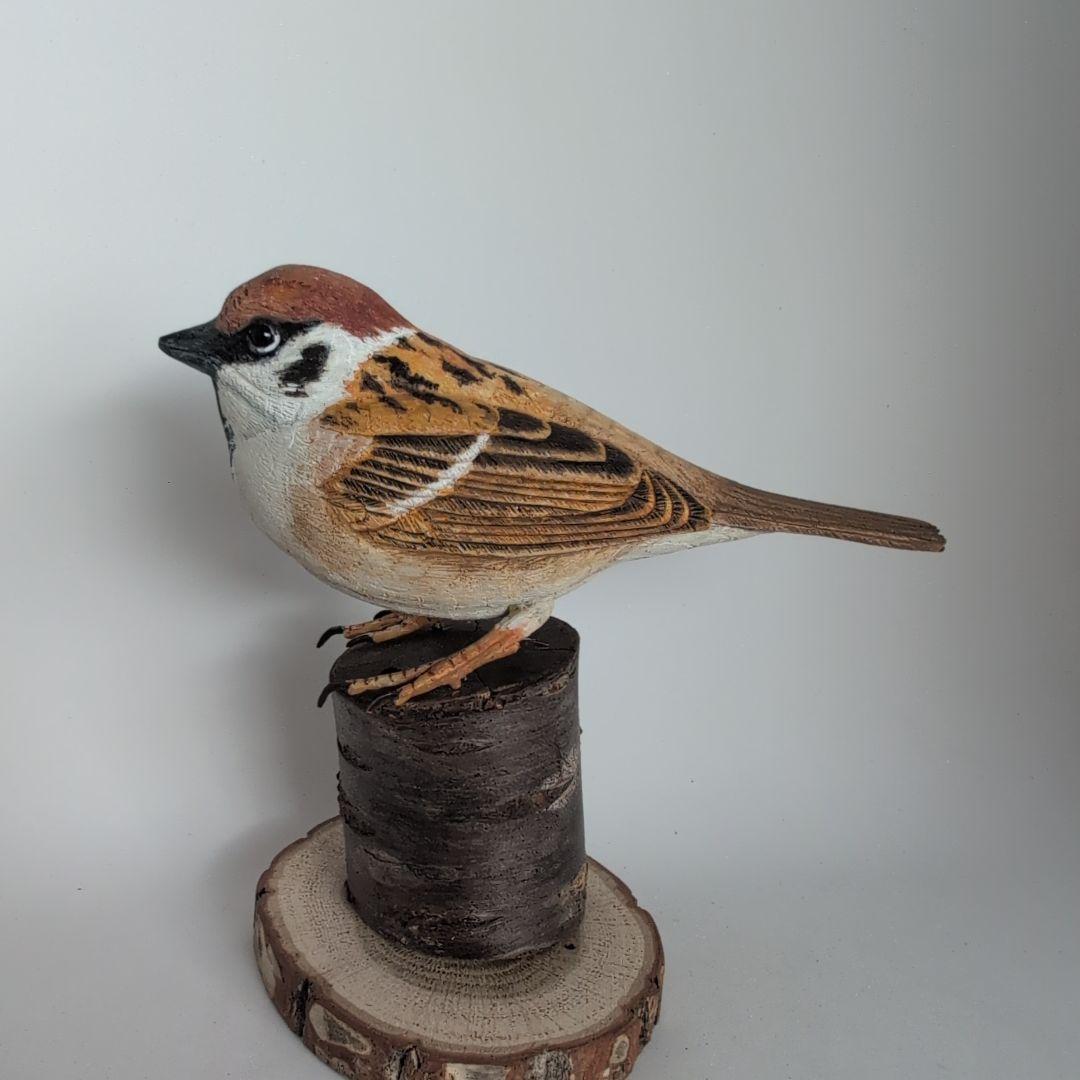 木製スズメの彫刻 約12cm バードカービング 木彫りの野鳥 野鳥彫刻