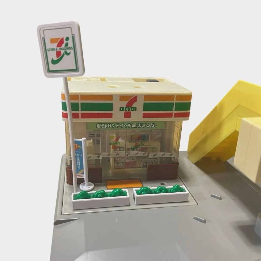 トミカタウン ぼくの街のサウンド交差点DX 付属品　お店　プラキッズ