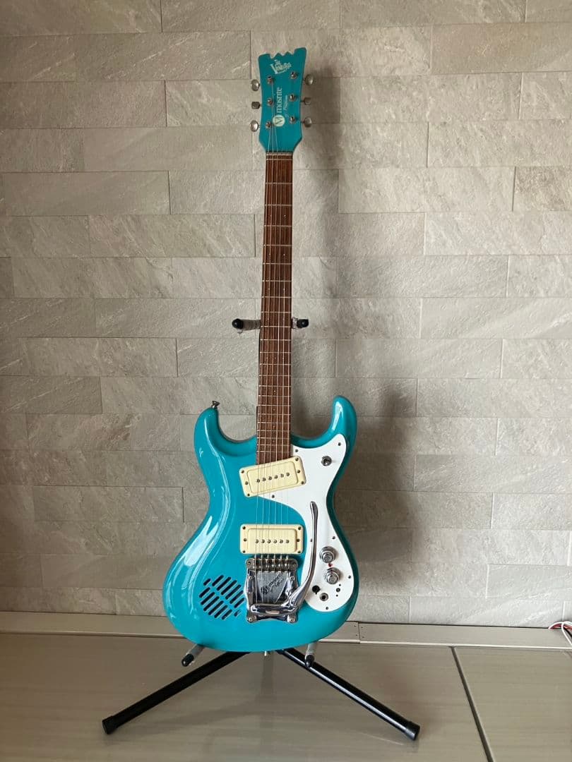 モズライトJR-97アンプ内蔵ギター ベンチャーズモデル 希少(色) 希少色】MOSRITE モズライトJR-97 アンプ内蔵ギター 希少色】MOSRITE