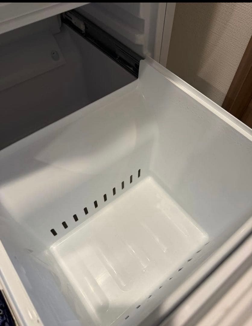 ほぼ未使用　TOSHIBA 東芝　冷蔵庫 GR-V15BS ホワイト 153L