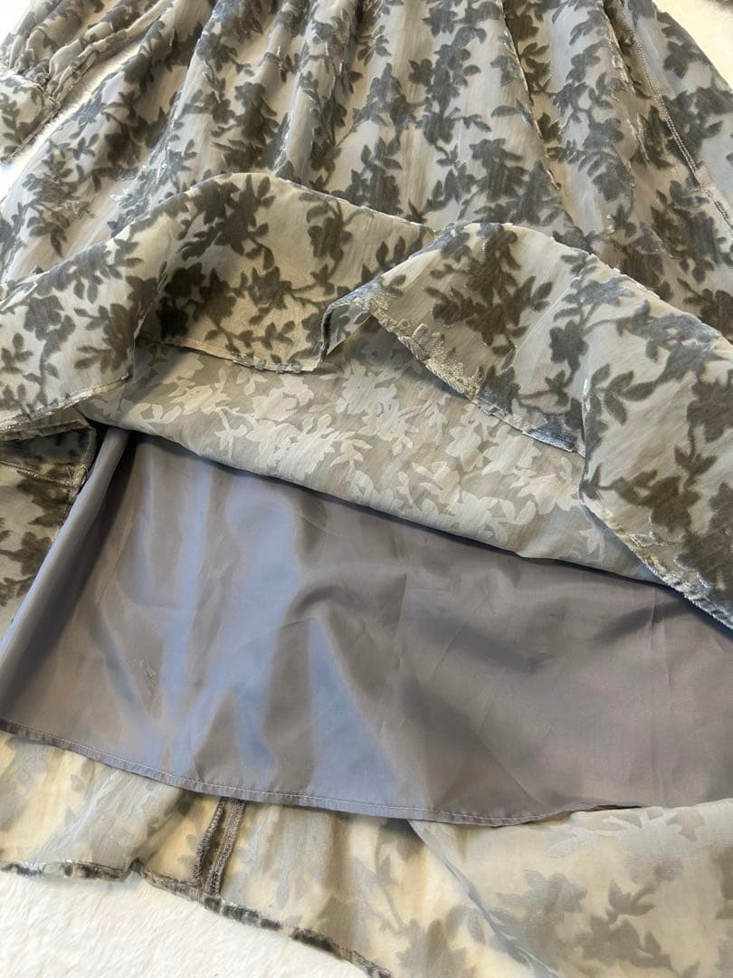 URBANRESEARCH ベロアジャガードVネックワンピース ライトカーキ