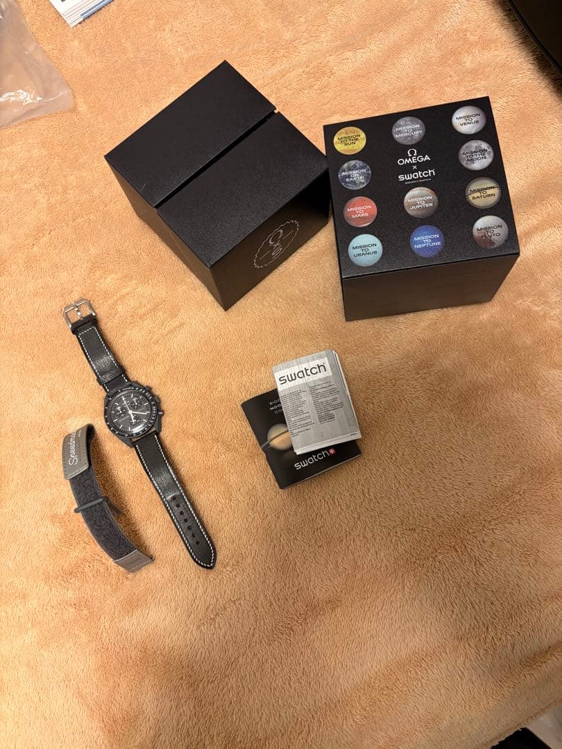 MERCURY Ostrich　マーキュリー　オーストリッチ　ムーンスウォッチ