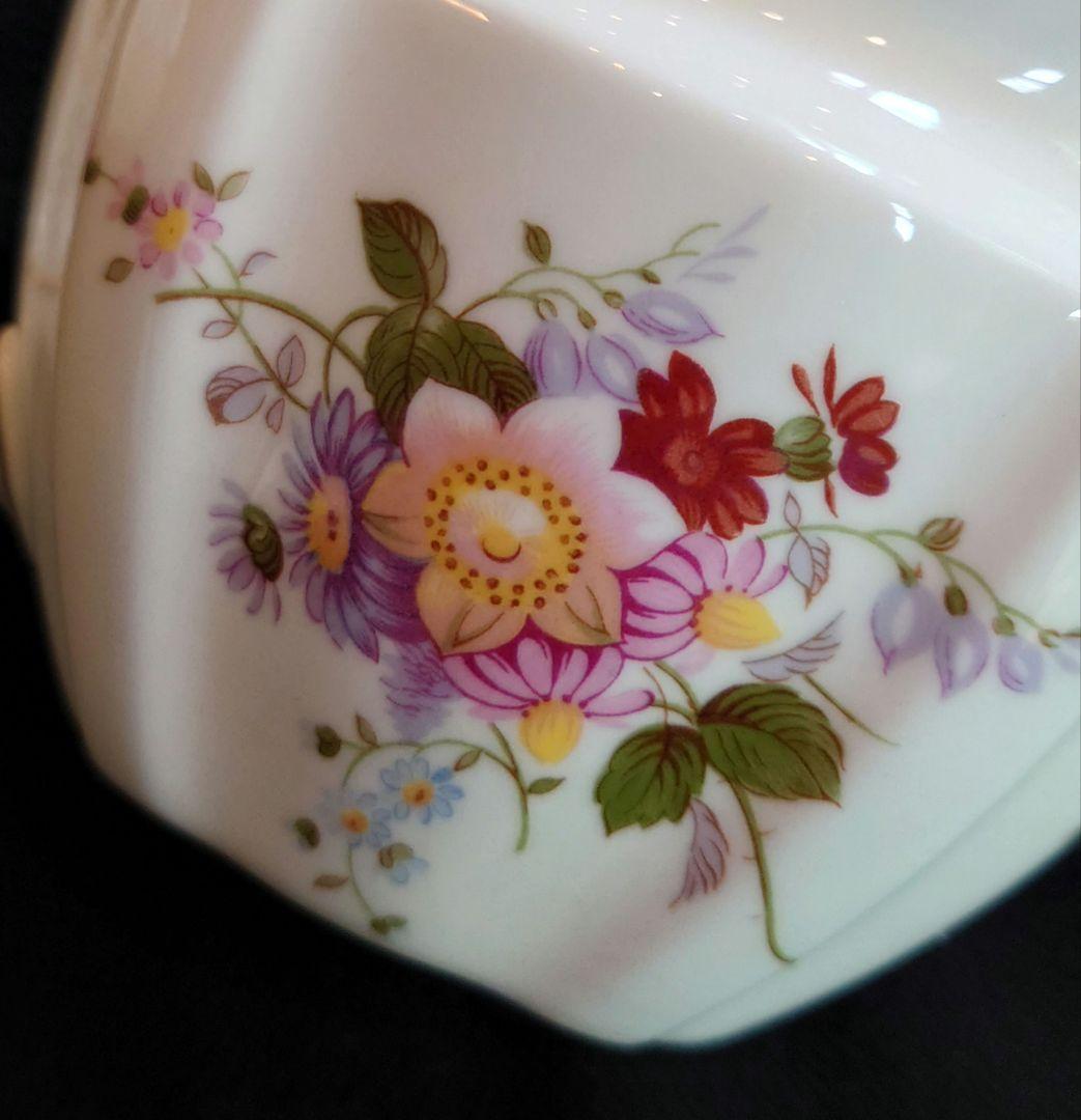 ロイヤル・クラウンダービー ボーンチャイナ ティストレーナー＆ミルク