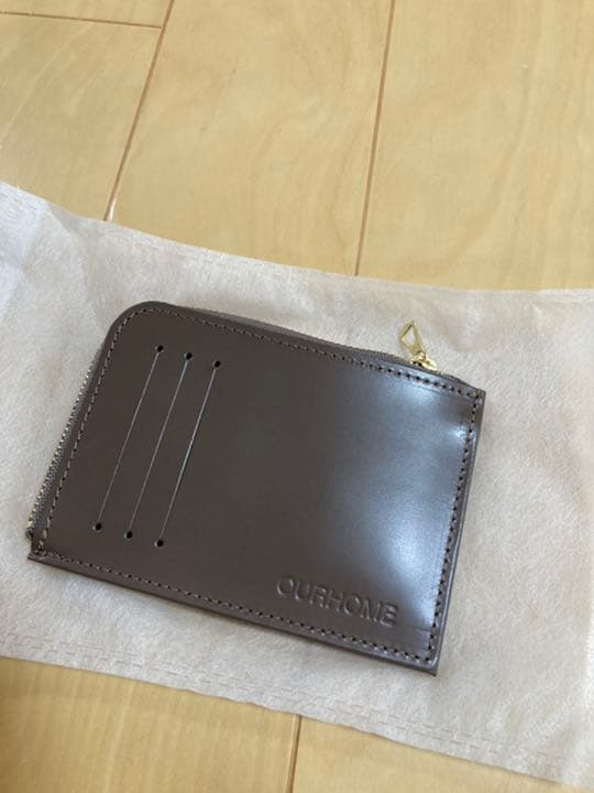 ourhome スリムなレザーミディアム財布