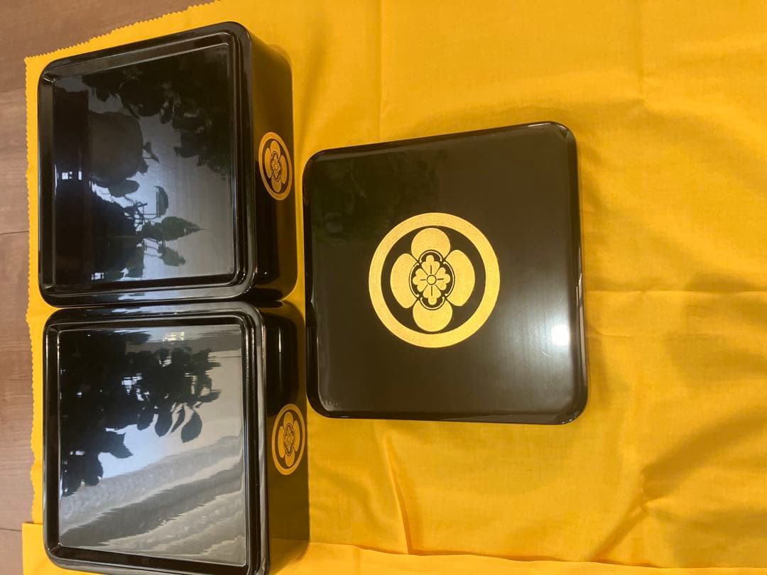 輪島塗 角丸五段重 蓋二枚 黒内朱 木製