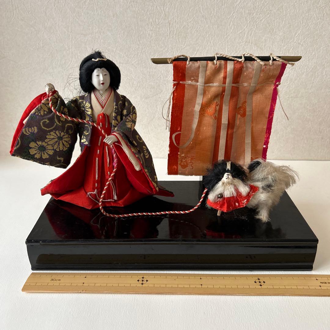 雛人形　狆引き官女　犬引き官女　狆を連れた官女　明治　大正　市松人形