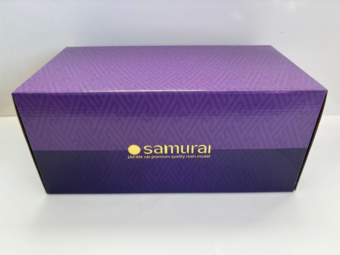 京商 Samurai 1/18 GT-R R35 T-Spec ミニカー