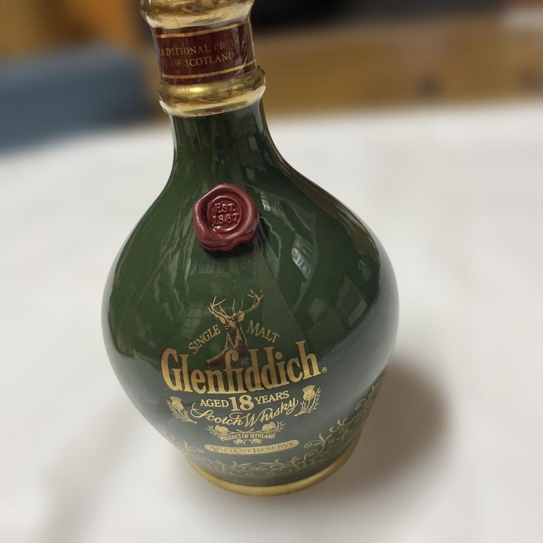 グレンフィディック 18年 エンシェントリザーブ 緑陶器ボトル 700ml グレンフィディック 18年 エンシェントリザーブ 緑陶器ボトル 700ml