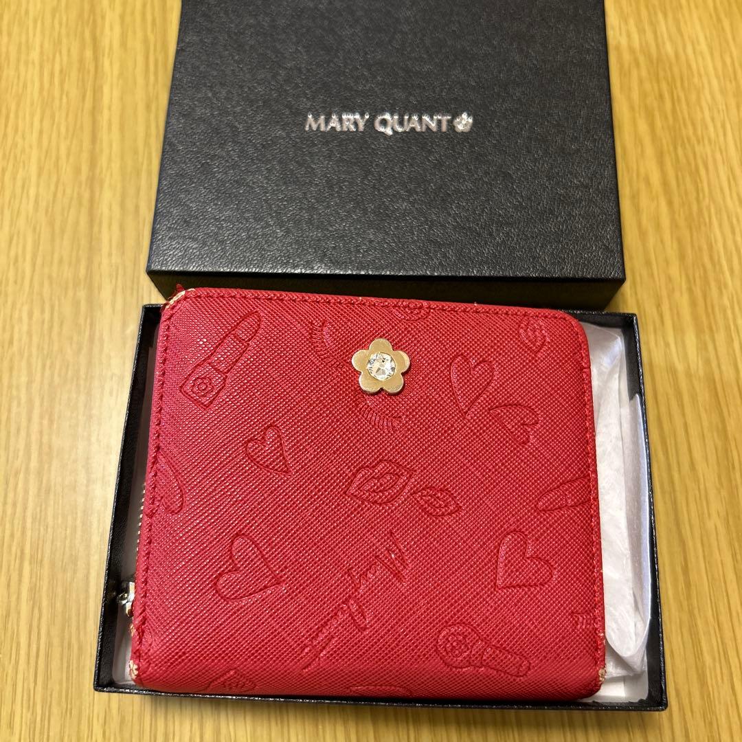 マリークワント 二つ折り財布 - メルカリ