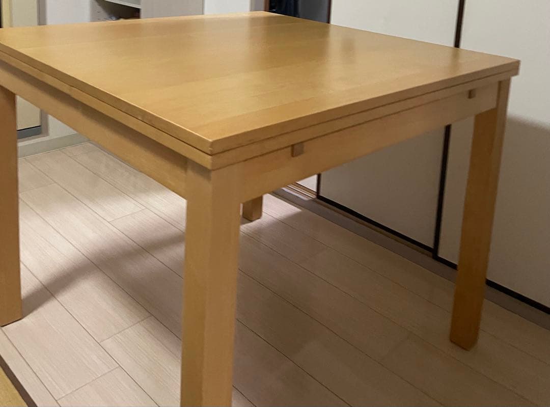 IKEA BJURSTA 伸長式⭐︎引き取りも可