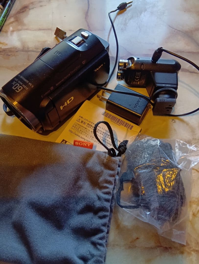 ジャンク　SONY HDR-CX670 ビデオカメラ 本体　外部マイク付き