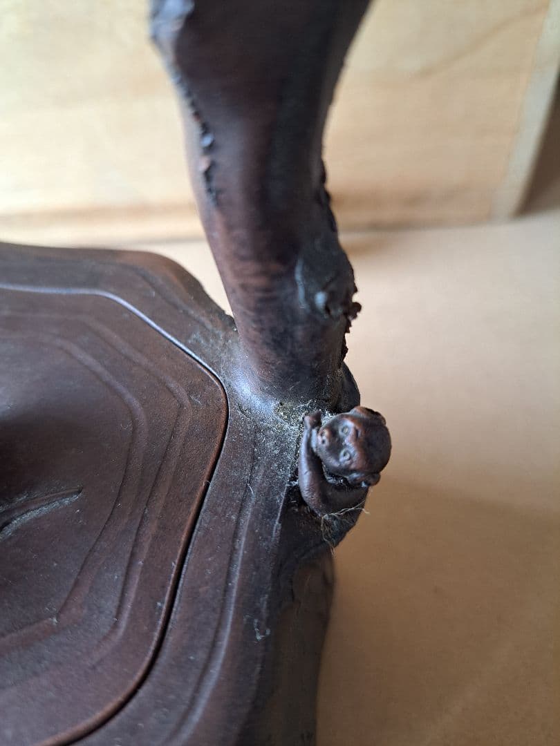 古い中国茶器 5匹の猿と切り株 古い中国茶器 5匹の猿