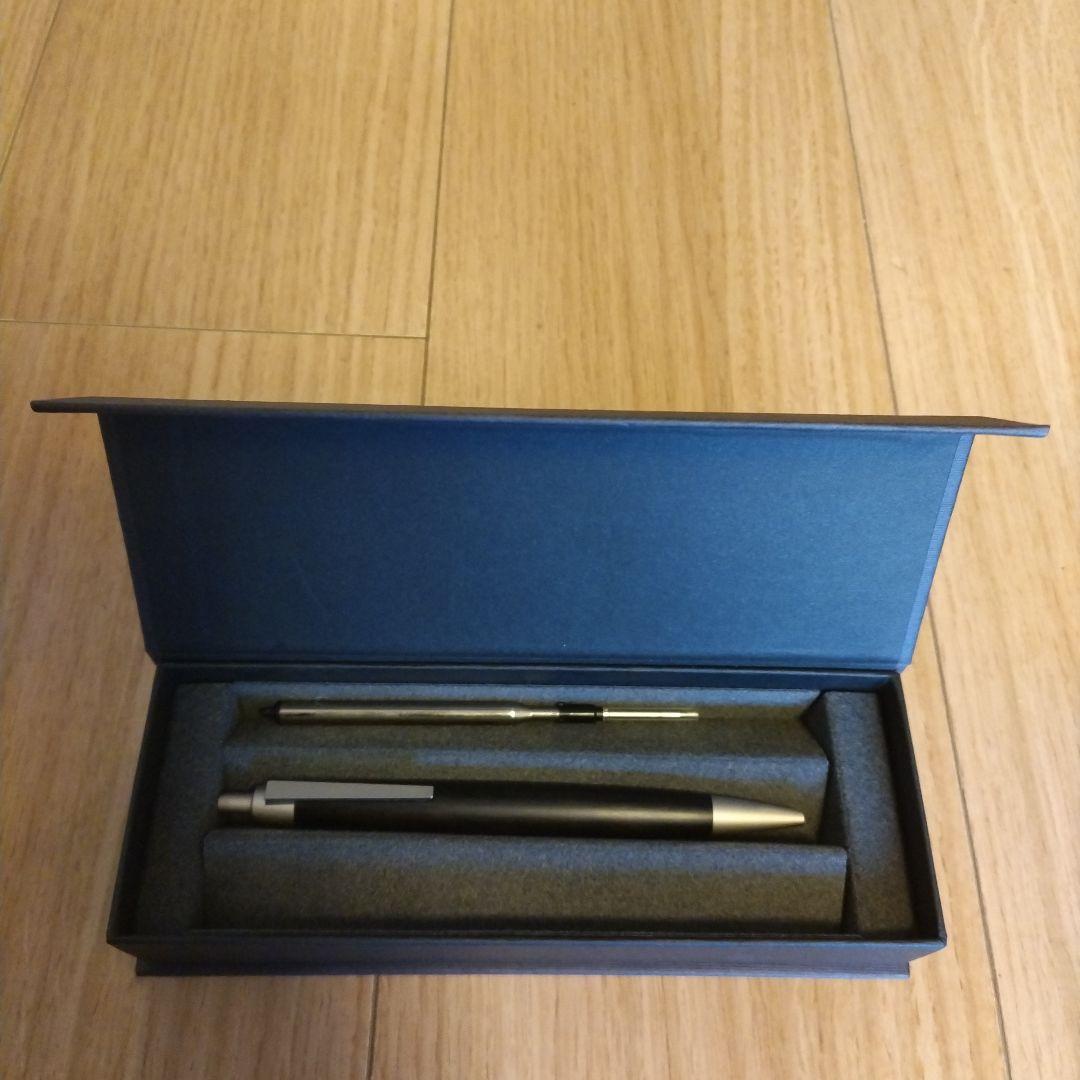 LAMY2000 ブラックウッド ボールペン 替えのインク、化粧箱付き