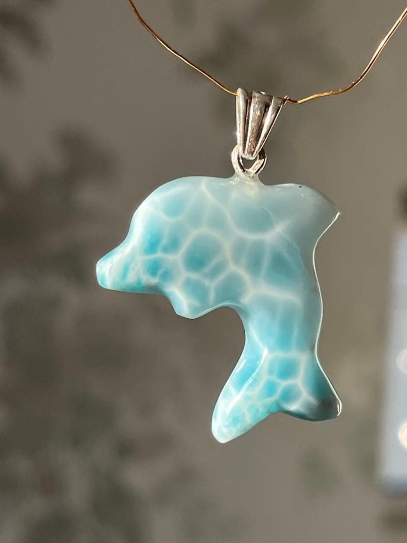 天然石☆高品質！ラリマーイルカ型☆濃いブルー＆ラリマーらしい模様＆形