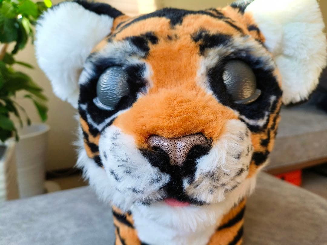 美品　電動　ファーリアル　ロアーリングタイガー