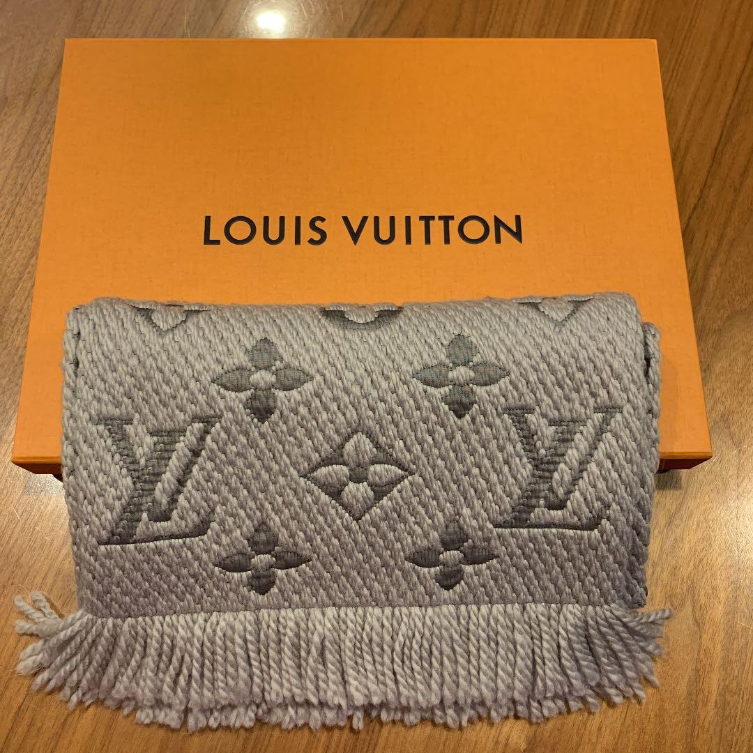 ルイヴィトン エシャルプ ロゴマニア グレー LOUIS VUITTON ルイ