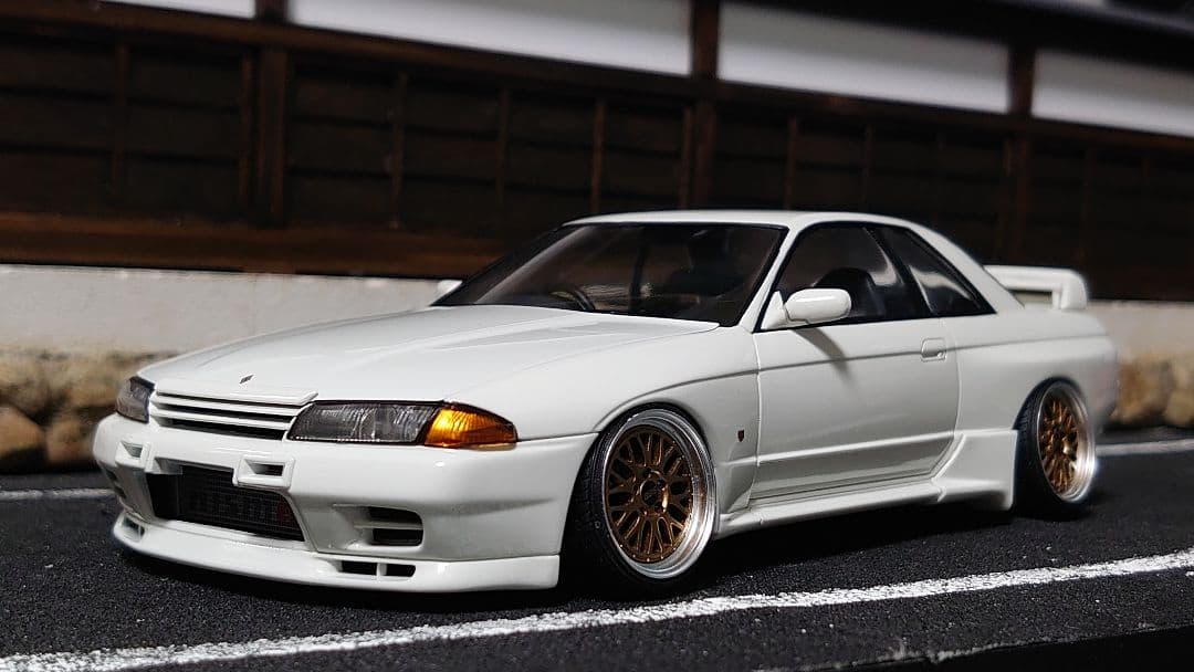 1/24 タミヤ スカイライン r32 完成品