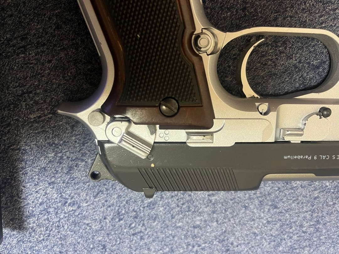 東京マルイ　M93R 電動ハンドガン　 バイオウェスカーモデル塗装　マガジン3本