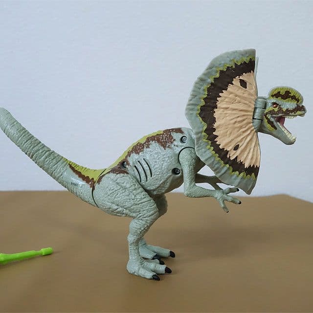 ジュラシックワールド ディロフォサウルス 完品 ケナー ハズブロ マテル