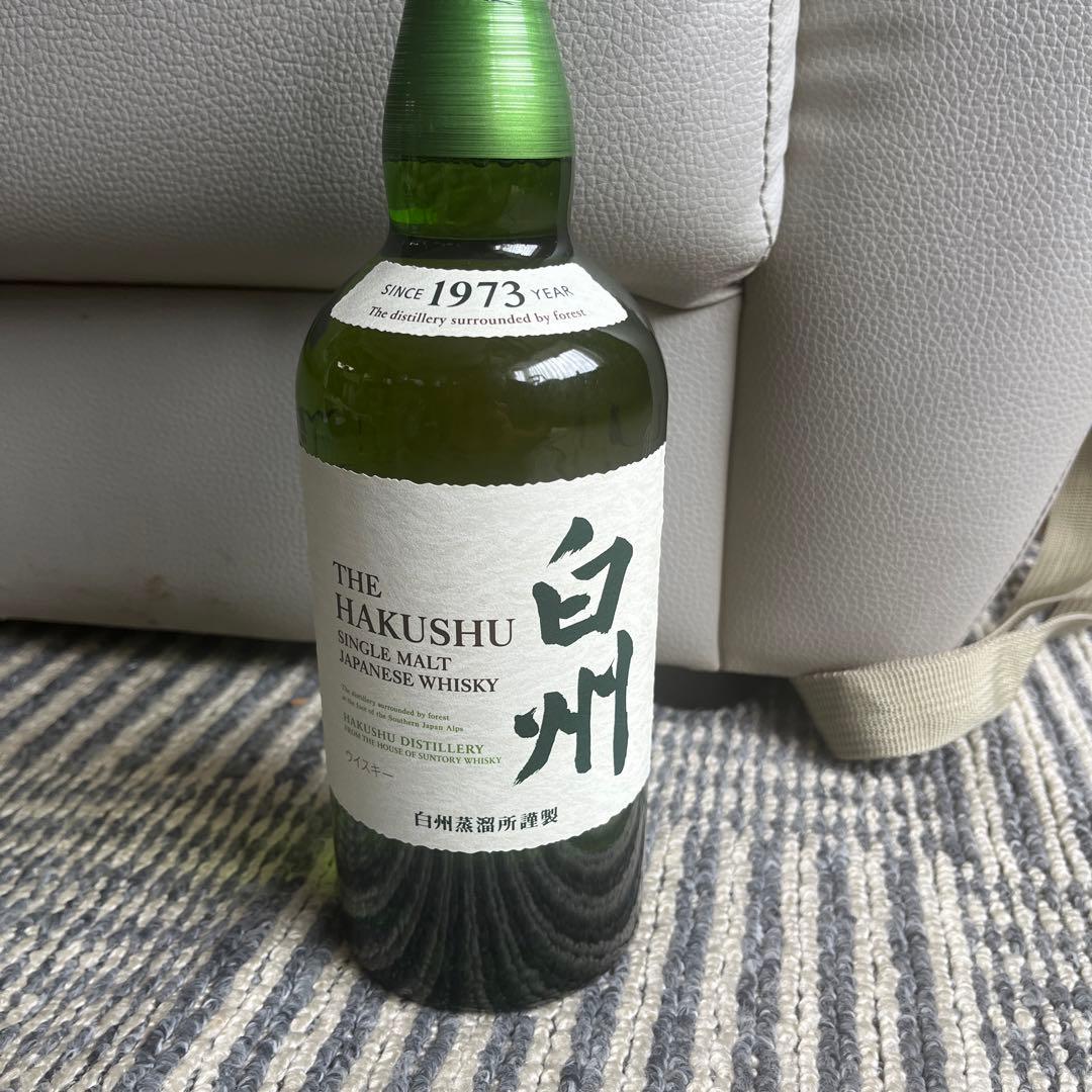 白州18年 サントリーシングルモルトウイスキー 箱付き 700ml 未開栓