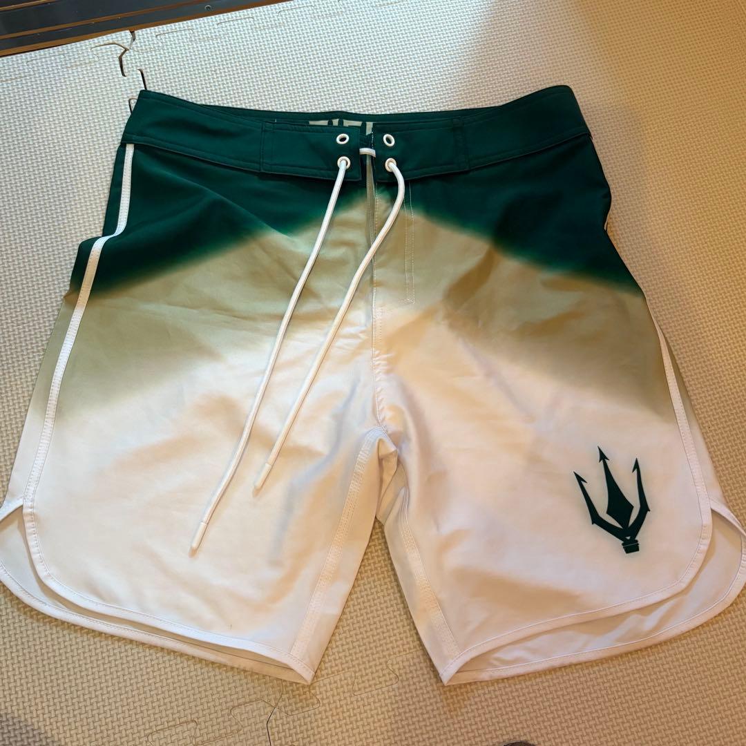 FIED サーフパンツ　30グリーン/ホワイト FIED サーフパンツ 30グリーン/ホワイト フィジーク サーフパンツ