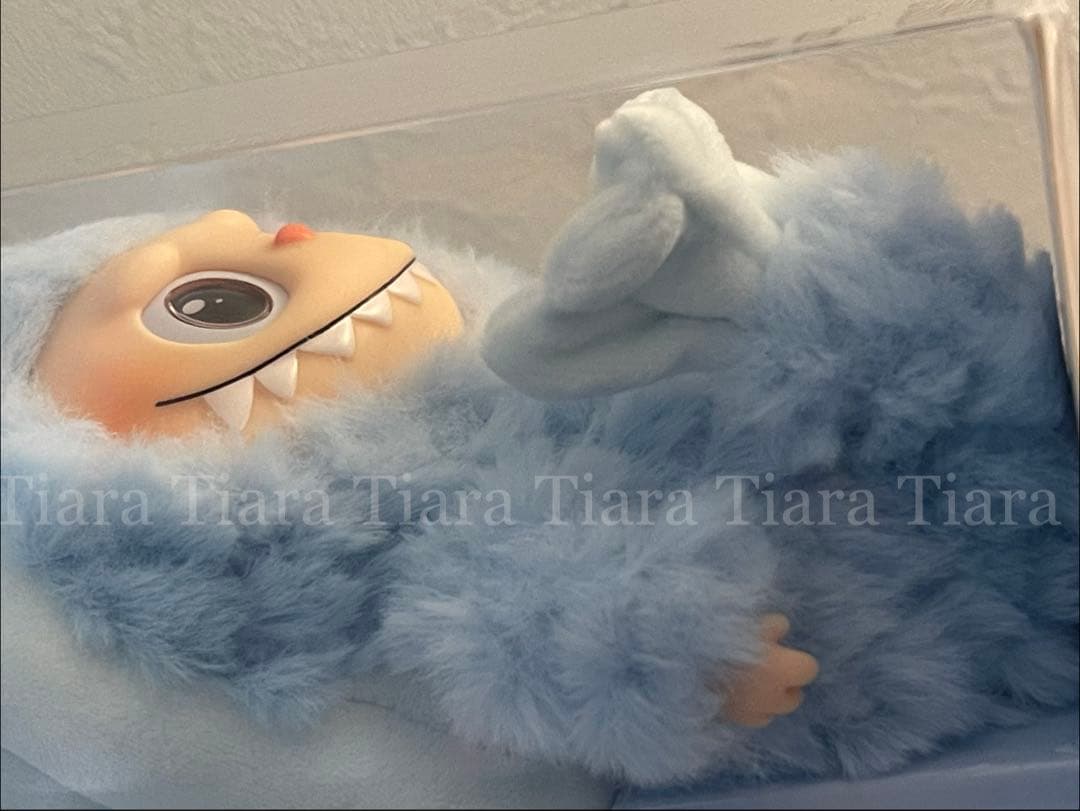 【POP MART正規品】 シンガポール限定 ラブブ HIDE AND SEEK