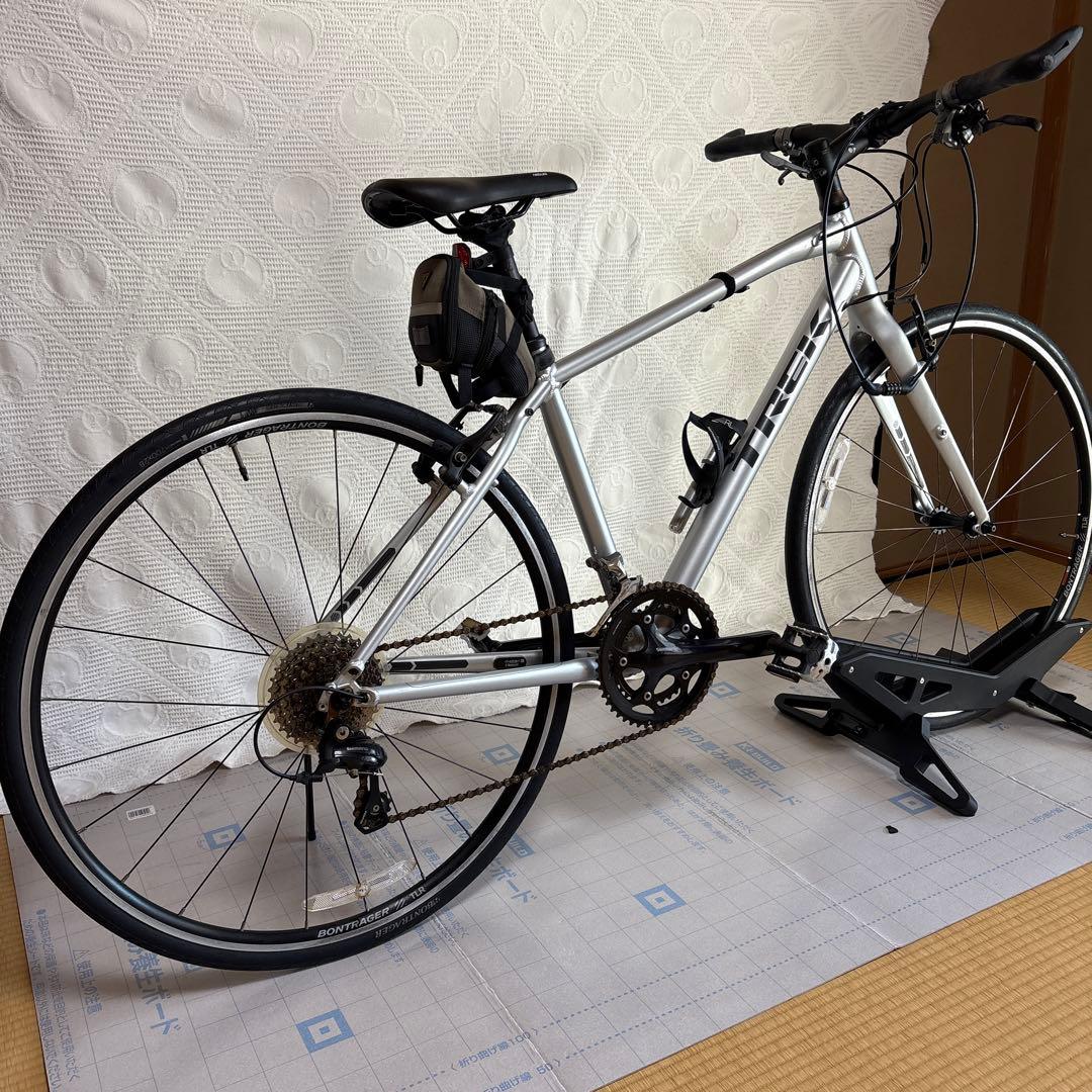 #TREK2017年モデル　FXS4 #クロスバイク シルバー TREK2017年モデル FXS4 #クロスバイク シルバー TREK2017年モデル FXS4