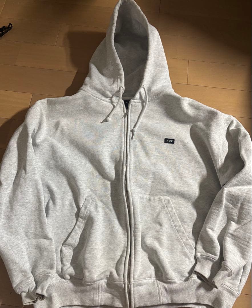 HUF グレー ジップアップパーカー Lサイズ コムドットゆうた着用