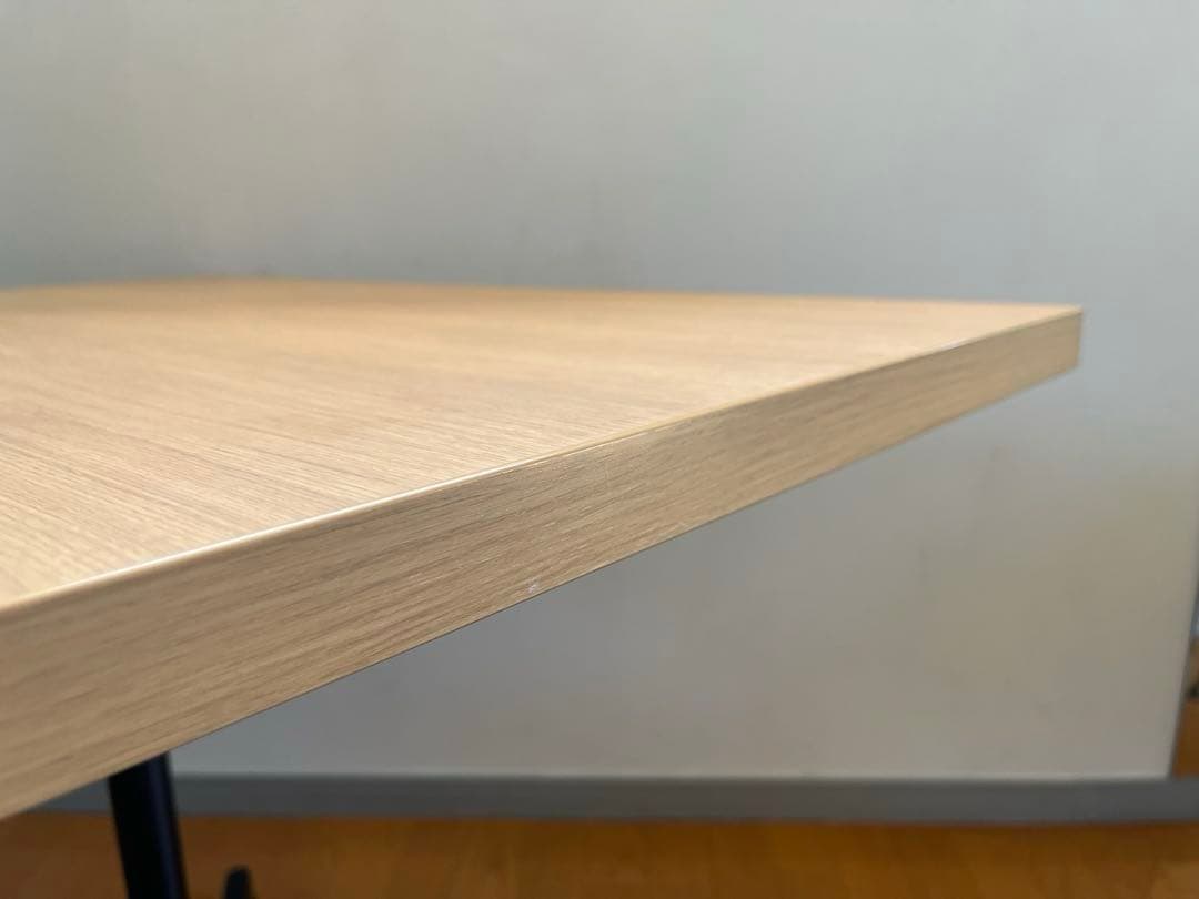 Oliver オリバー　モダン　カフェテーブル　900×600 長方形　シンプル