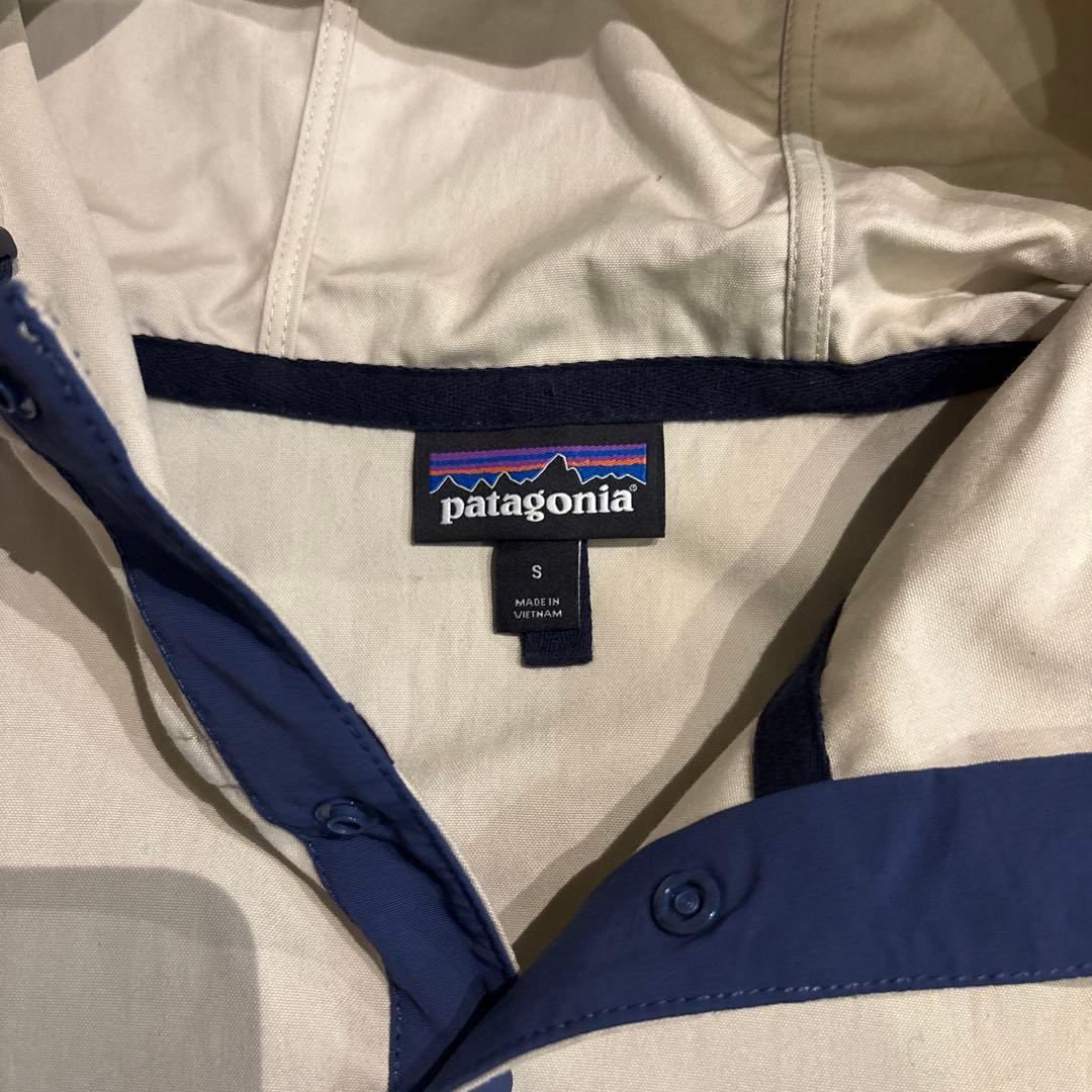 【美品】patagonia アノラックパーカー ベージュ　Sサイズ　SP19