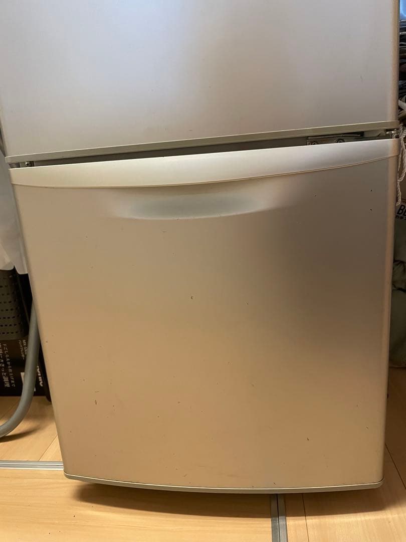 ナショナル NR-B142J 冷凍冷蔵庫 135L 一人暮らしサイズ