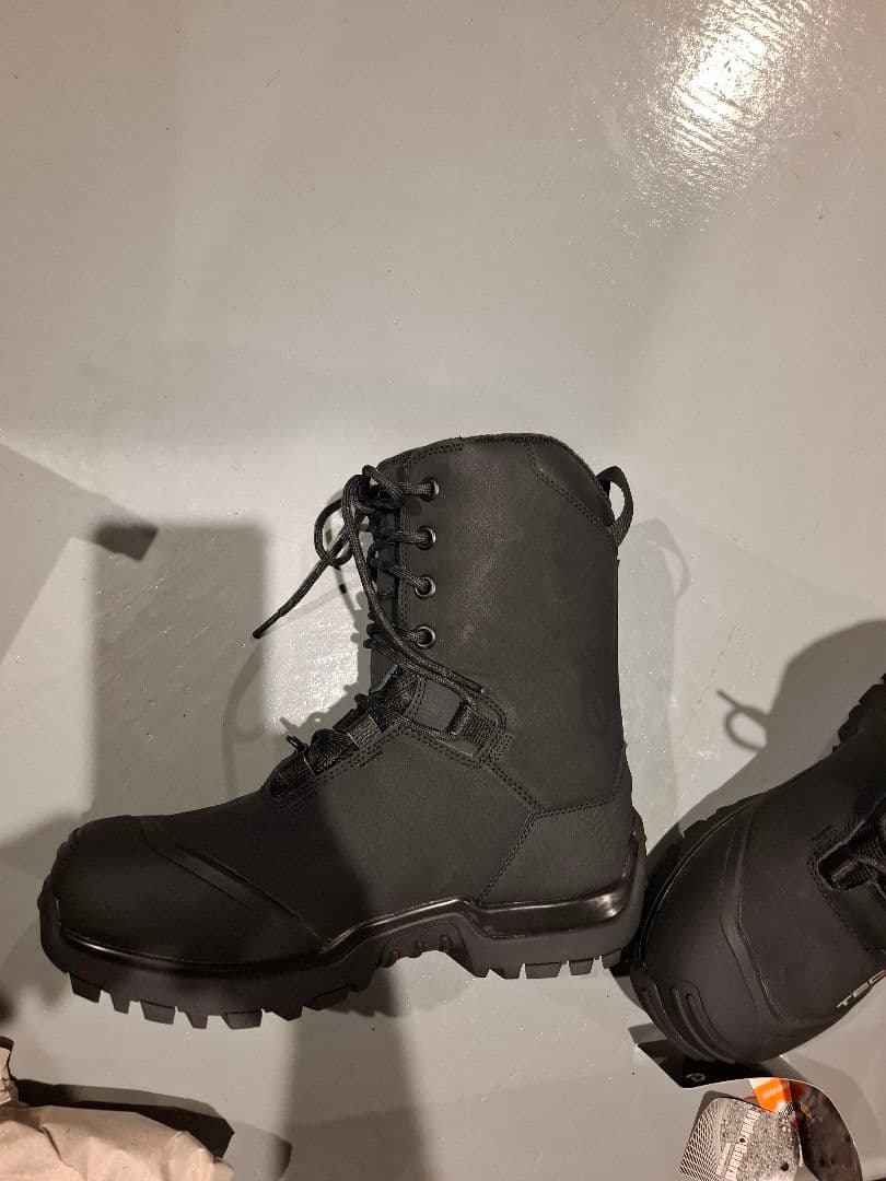 つるスノーモービルブーツ新品未使用品ski-dooTTEC