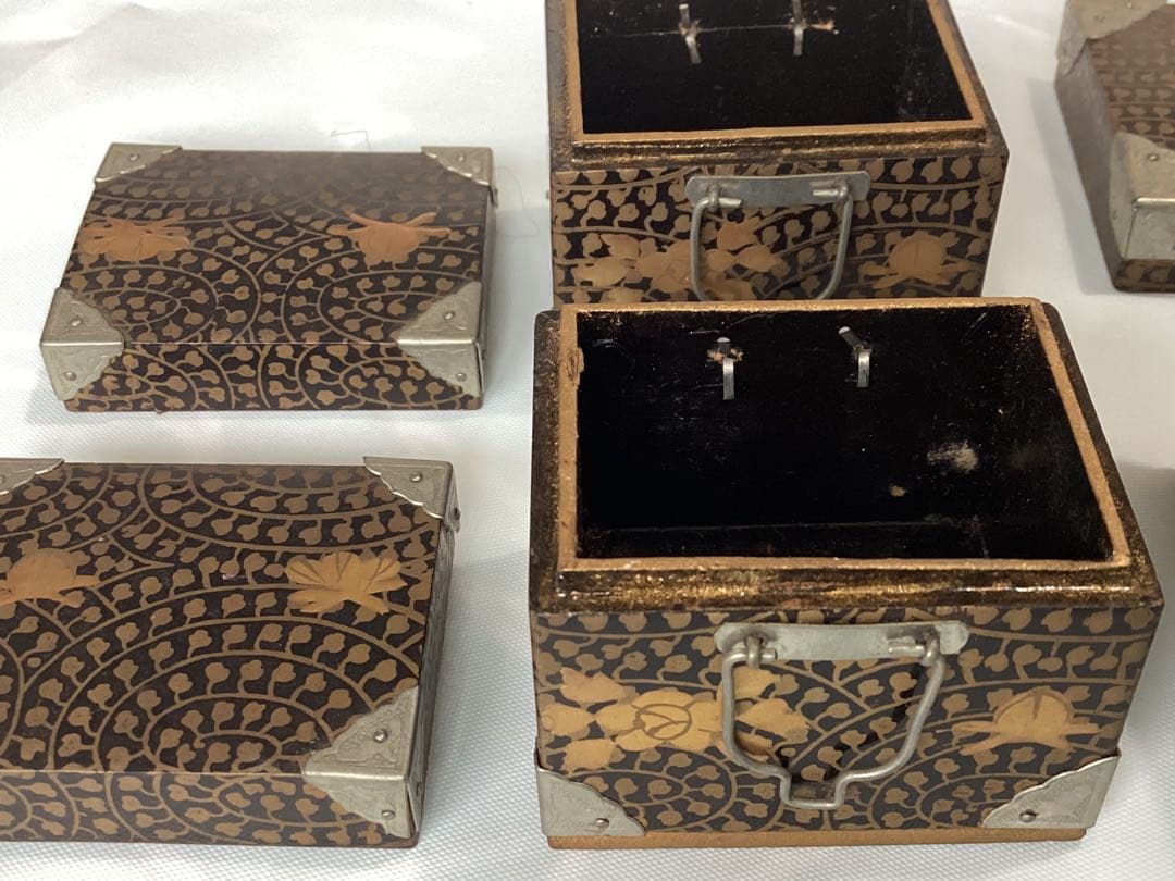 金彩蒔絵ミニチュアお雛道具 アンティーク収納箱セット 大・中・小