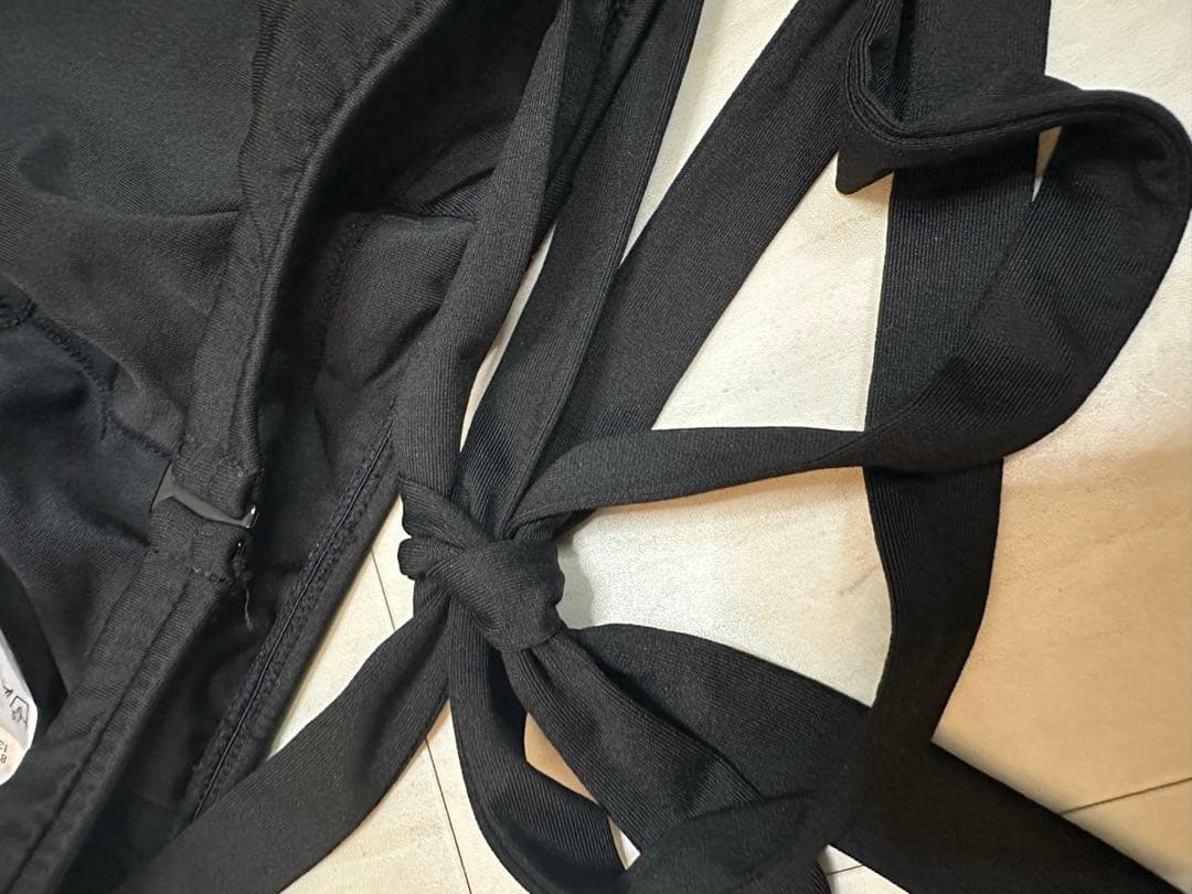 未使用品　emmi 水着　3点セット　ブラック