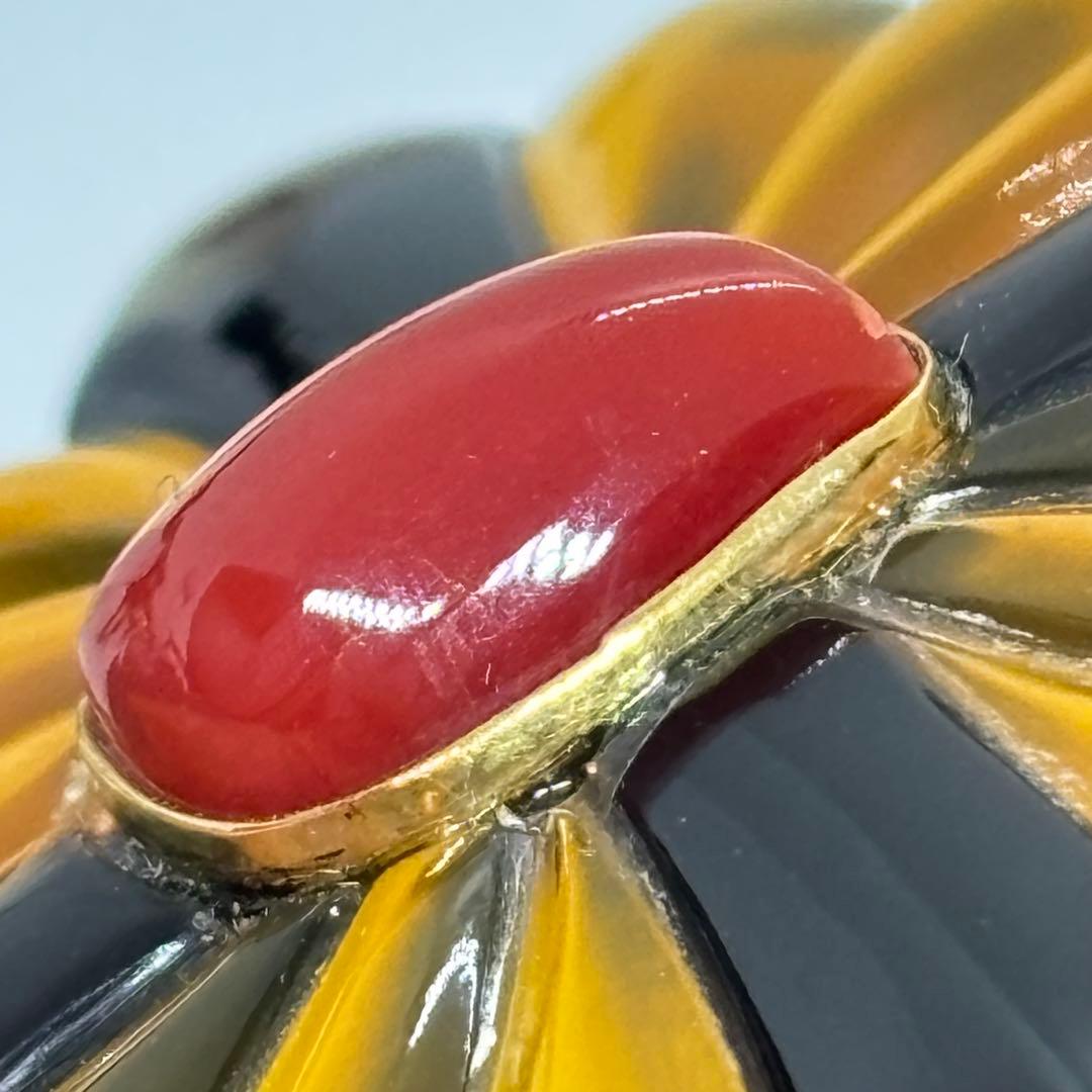 111405 本鼈甲 白甲 黒甲 k18 血赤珊瑚 花芯 ネックレス兼ブローチ