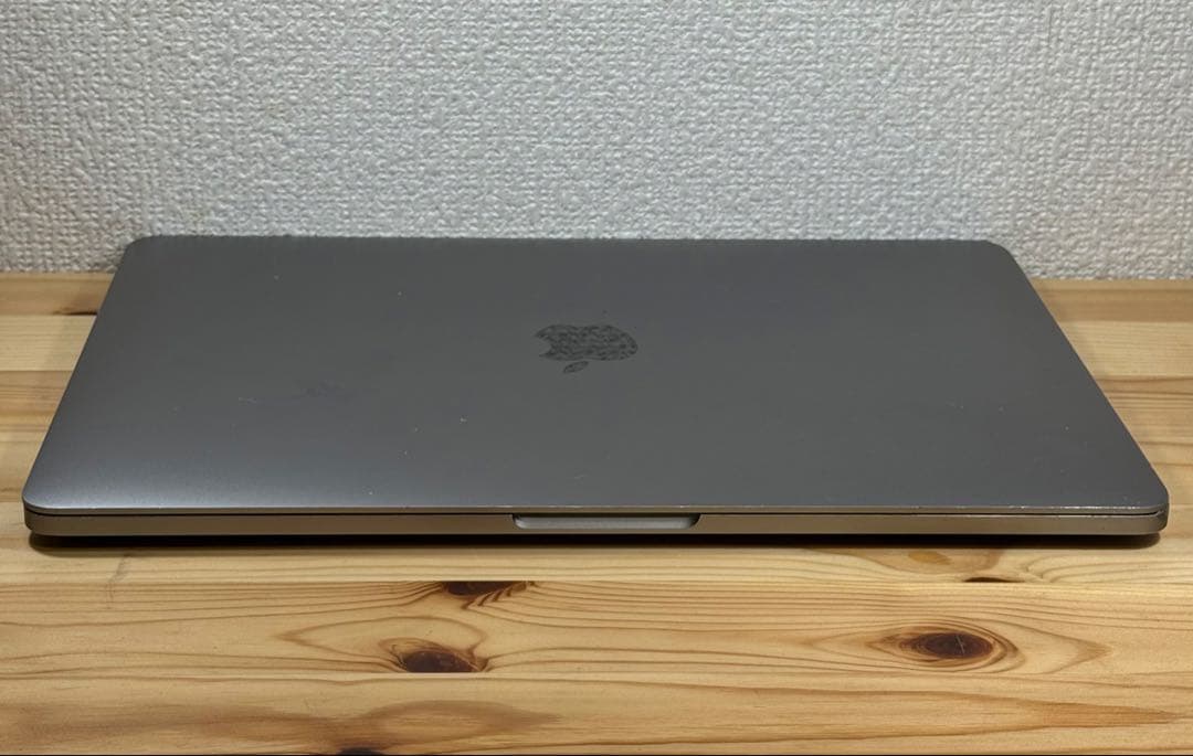 MacBook本体 MacBook Pro 13 2018 Touch Bar i5/16/500