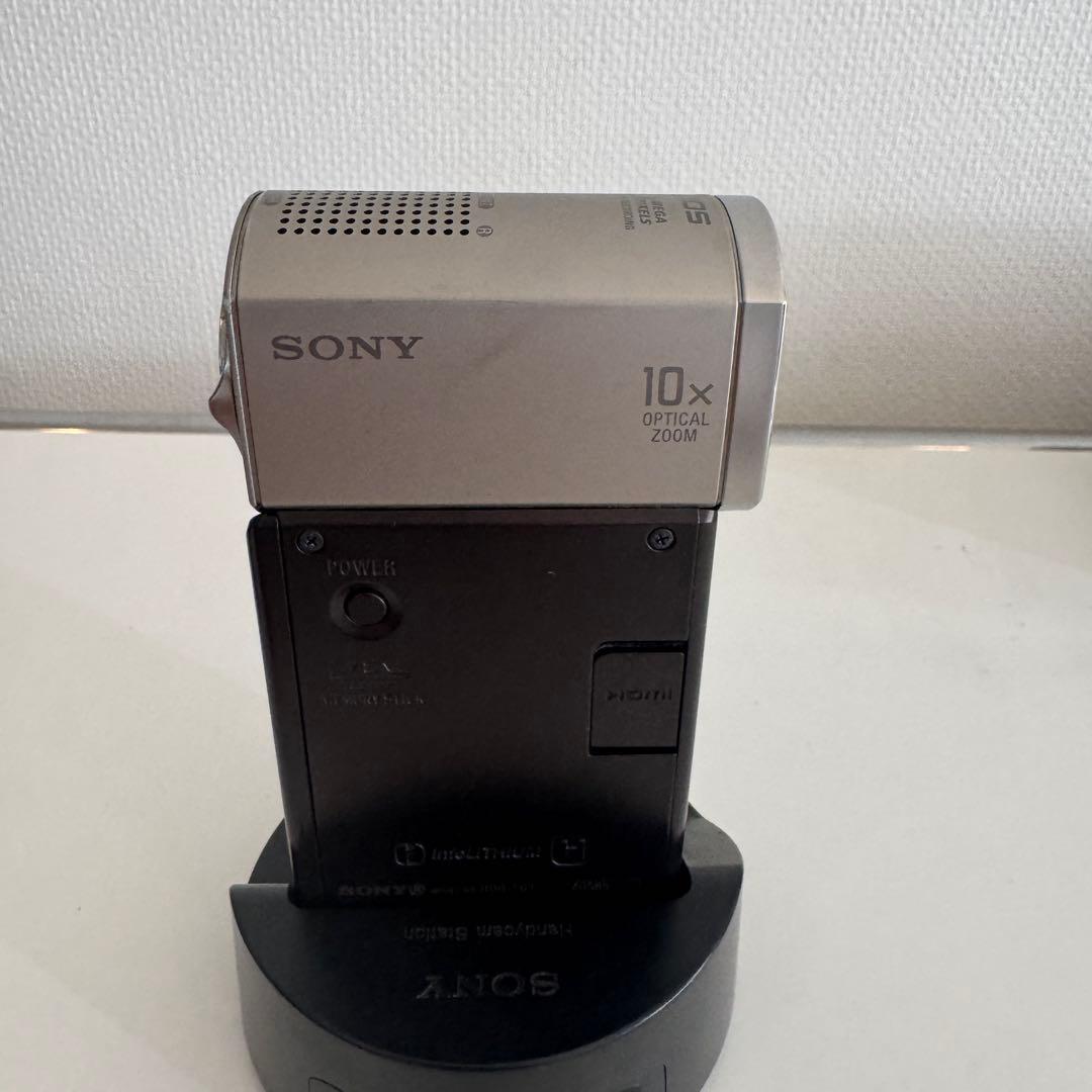 美品　SONY HDR-TG1 (純正バッテリー、充電スタンドフルセット）