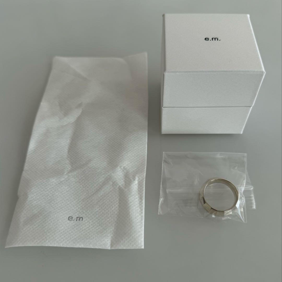 美品【e.m.】シルバー925多面体デザイン リング