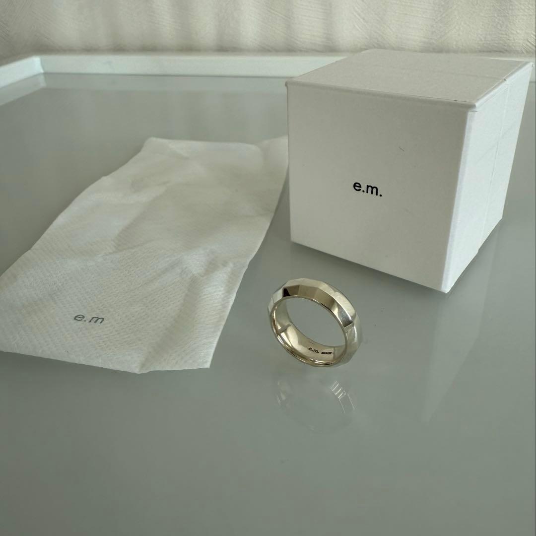 美品【e.m.】シルバー925多面体デザイン リング