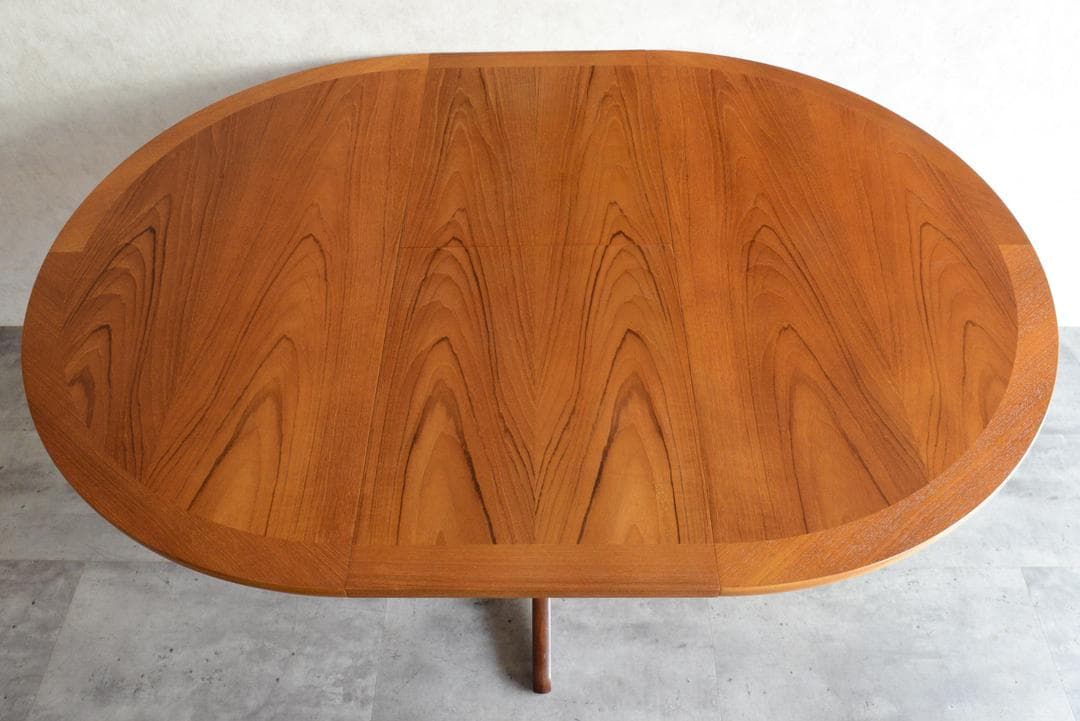 Nathan ヴィンテージ エクステンション コンパクト ラウンドテーブル 伸縮