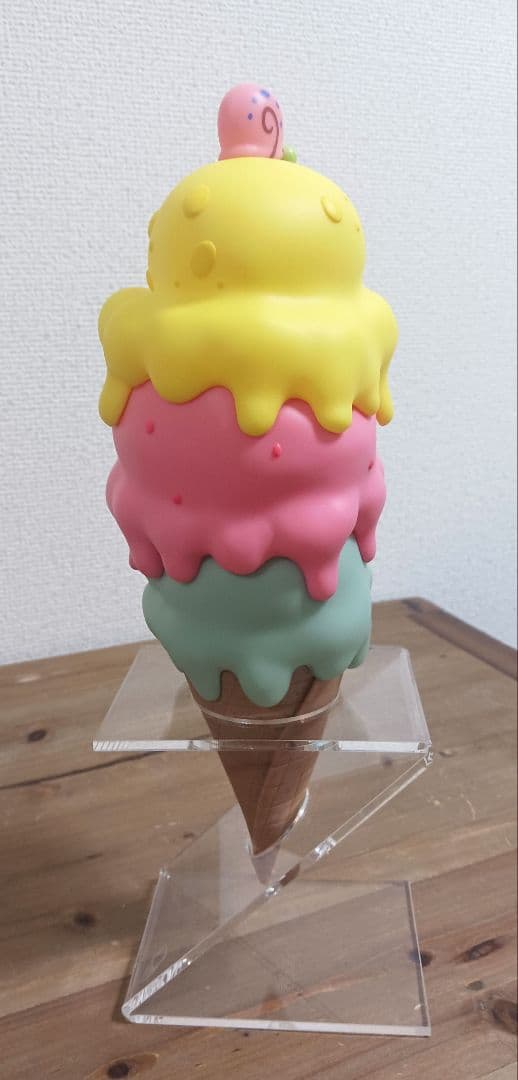 【新品!!】スポンジボブ アイスクリームフィギュア