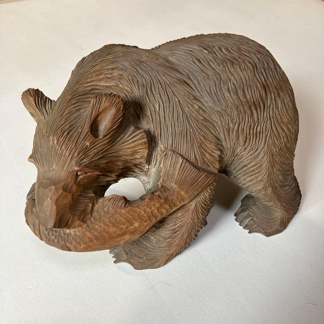 木製クマ彫刻 約30cm