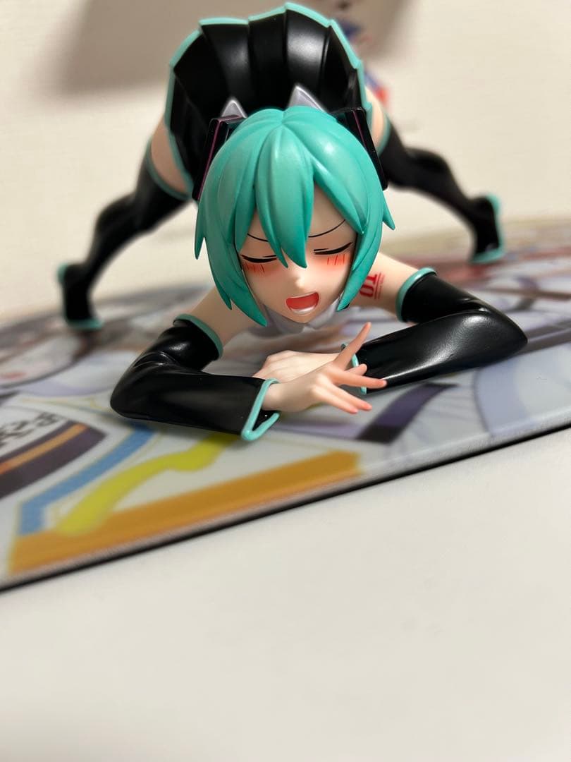 MoKu Studio VOCALOID 初音ミク Jack-o pose