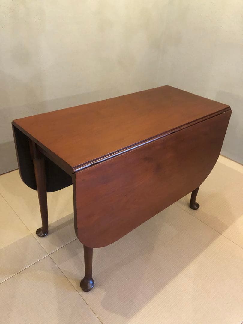 英国アンティークテーブル