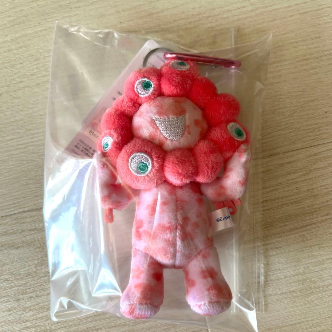 万博 ミャクミャク 桜ピンク マスコット カラビナ付